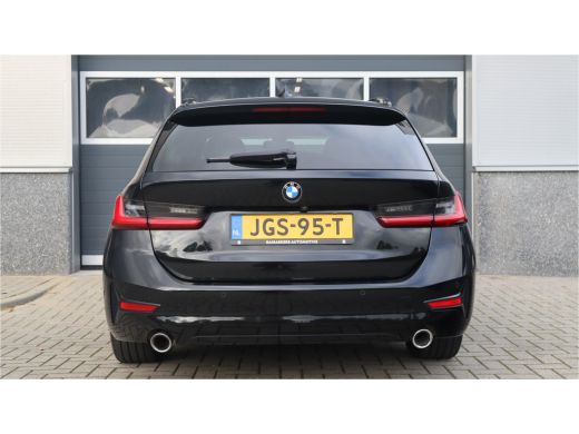 BMW 3 Serie Touring 330e Sport Line / SOH 95% / Hifi / Camera / Sportstoelen / ActivLease financial lease