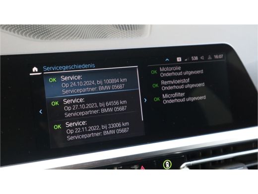 BMW 3 Serie Touring 330e Sport Line / SOH 95% / Hifi / Camera / Sportstoelen / ActivLease financial lease