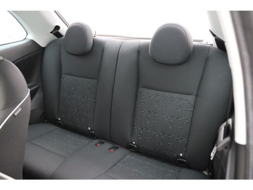 Fiat 500 42 kWh | Afst. bed. voor centr. deurvergr. | Airco (automatisch) | Alarm klasse 1(startblokkering) ActivLease financial lease