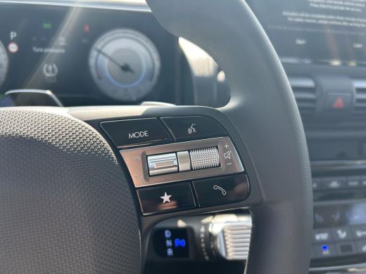 Hyundai Inster E-Motion 42 kWh | 3.000,- korting | Gratis laadstation t.w.v. 589,- | Uit voorraad leverbaar ActivLease financial lease