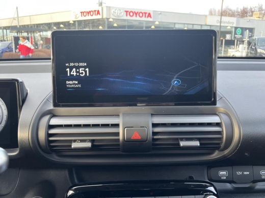 Hyundai Inster Pulse 49 kWh | 3.000,- korting | Gratis laadstation t.w.v. 589,- | Uit voorraad leverbaar | ActivLease financial lease