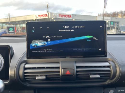 Hyundai Inster Pulse 49 kWh | 3.000,- korting | Gratis laadstation t.w.v. 589,- | Uit voorraad leverbaar | ActivLease financial lease