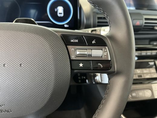 Hyundai Inster Pulse 49 kWh | 3.000,- korting | Gratis laadstation t.w.v. 589,- | Uit voorraad leverbaar | Apple... ActivLease financial lease