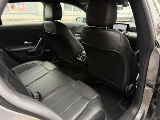 Mercedes-Benz CLA Shooting Brake 200 Aut. Business Sol. Luxury | Navi | Camera | Sfeer Verlichting | ActivLease financial lease