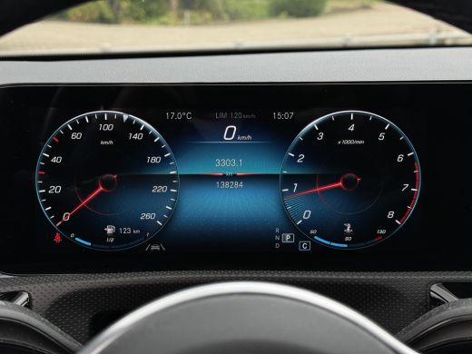 Mercedes-Benz CLA Shooting Brake 200 Aut. Business Sol. Luxury | Navi | Camera | Sfeer Verlichting | ActivLease financial lease