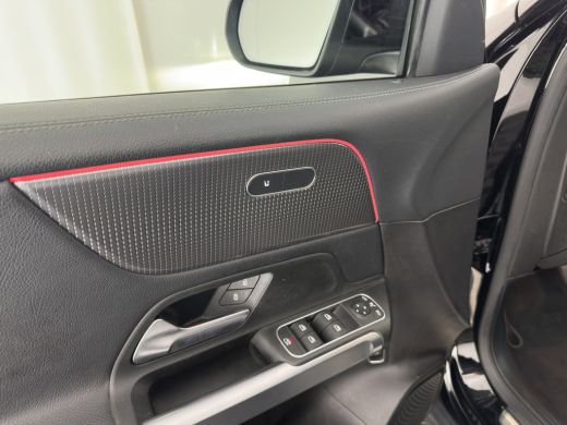 Mercedes-Benz GLB 180 d Business Solution Luxury [ 7-Pers. ] (INCL-BTW) Aut. *LUXURY-LEATHER | FULL-LED | AMBIENT-L... ActivLease financial lease