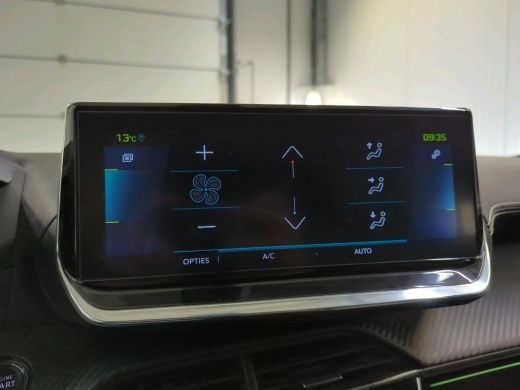 Peugeot e-2008 EV GT 50 kWh | Panorama | Navi | Camera | ActivLease financial lease