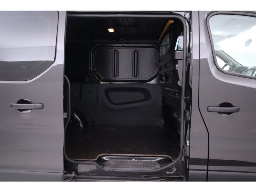 Renault Trafic 1.6 dCi T27 L1H1 Comfort navigatie, parkeersensoren, ruiten in achterdeuren en zijdeur ActivLease financial lease