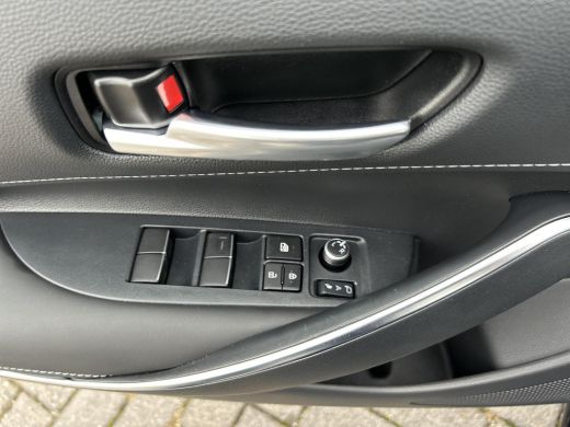 Toyota Corolla Touring Sports Hybrid 140 Dynamic (Navigatie - Elektrische achterklep) ActivLease financial lease