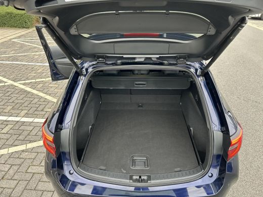 Toyota Corolla Touring Sports Hybrid 140 Dynamic (Navigatie - Elektrische achterklep) ActivLease financial lease