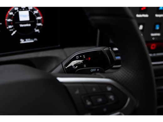 Volkswagen Tiguan R-Line Edition - eHybrid | 'App-Connect' draadloze smartphone integratie | Automatische afstandsr... ActivLease financial lease