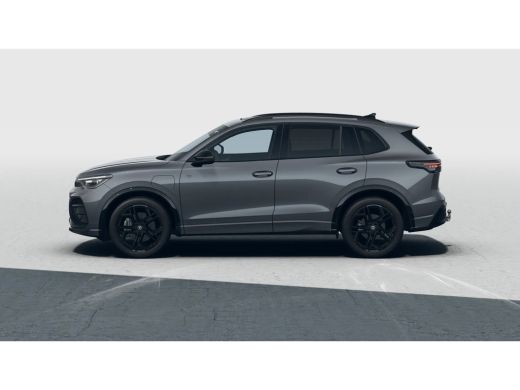 Volkswagen Tiguan R-Line Edition - eHybrid Inclusief €4000,- inruilvoordeel | 'App-Connect' draadloze smartphone in... ActivLease financial lease