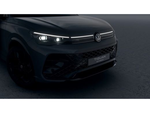 Volkswagen Tiguan R-Line Edition - eHybrid Inclusief €4000,- inruilvoordeel | 'App-Connect' draadloze smartphone in... ActivLease financial lease