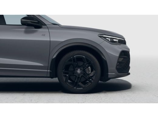 Volkswagen Tiguan R-Line Edition - eHybrid Inclusief €4000,- inruilvoordeel | 'App-Connect' draadloze smartphone in... ActivLease financial lease