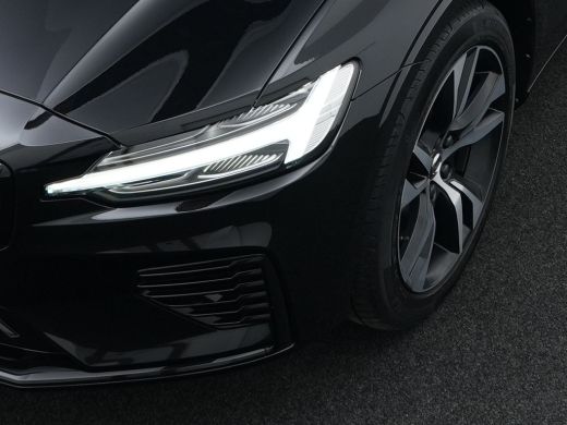 Volvo  V60 2.0 T6 Plug-in hybrid AWD Plus Dark | Long Range | R-Design | Sportstoel + geheugen | Adaptive Cr... ActivLease financial lease