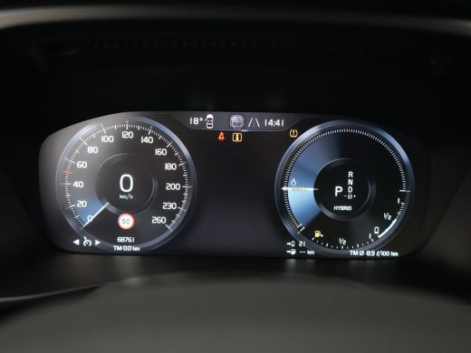 Volvo  XC40 1.5 T5 Recharge R-Design | 360° Camera | Harman Kardon | Elek stoel | Leder | Trekhaak | 19" | St... ActivLease financial lease