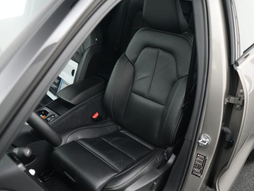 Volvo  XC40 1.5 T5 Recharge R-Design | 360° Camera | Harman Kardon | Elek stoel | Leder | Trekhaak | 19" | St... ActivLease financial lease