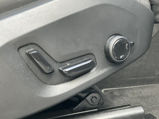 Volvo  XC60 2.0 Recharge T6 AWD PHEV Pano Elek.Trekhaak HK Hud Leer 360Cam Memory VOL! ActivLease financial lease