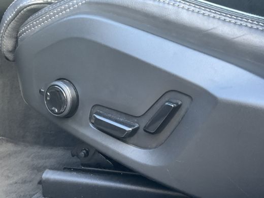 Volvo  XC60 2.0 Recharge T6 AWD PHEV Pano Elek.Trekhaak HK Hud Leer 360Cam Memory VOL! ActivLease financial lease