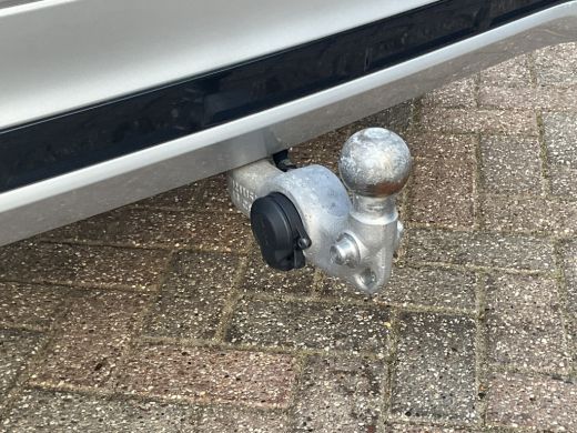 Volvo  XC60 2.0 Recharge T6 AWD PHEV Pano Elek.Trekhaak HK Hud Leer 360Cam Memory VOL! ActivLease financial lease