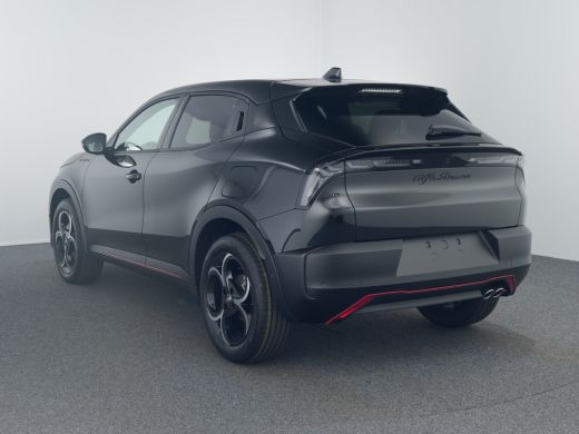 Alfa Romeo Junior Ibrida Speciale | Binnenspiegel met Dimautomaat | Intelligent Adaptive Speedcontrol (Intelligent ... ActivLease financial lease