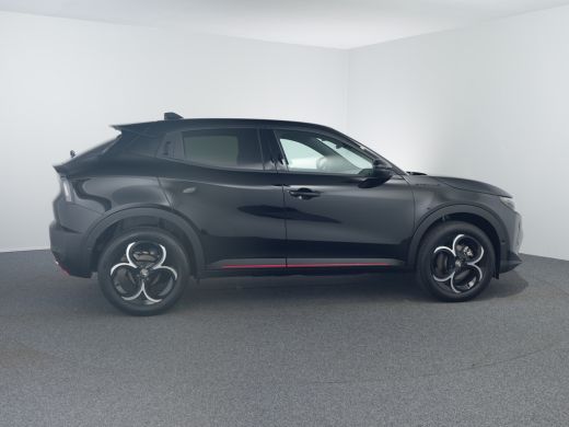 Alfa Romeo Junior Ibrida Speciale | Binnenspiegel met Dimautomaat | Intelligent Adaptive Speedcontrol (Intelligent ... ActivLease financial lease