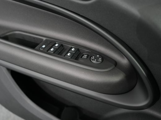 Alfa Romeo Junior Ibrida Speciale | Binnenspiegel met Dimautomaat | Intelligent Adaptive Speedcontrol (Intelligent ... ActivLease financial lease