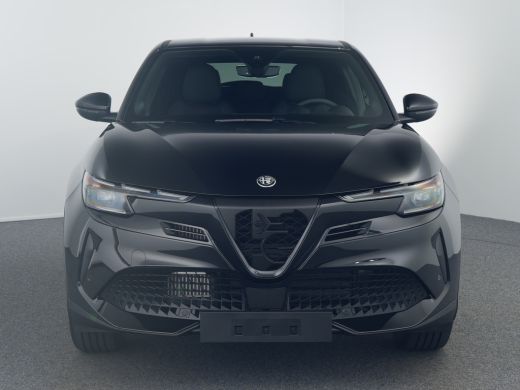 Alfa Romeo Junior Ibrida Speciale | Binnenspiegel met Dimautomaat | Intelligent Adaptive Speedcontrol (Intelligent ... ActivLease financial lease