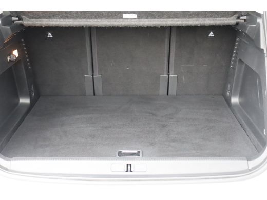 Citroën C5 Aircross Citroën 1.6 PLUG-IN HYBRID 225PK SHINE AUTOMAAT / NAVI / LEDER / CLIMA / FULL-LED / PDC / 19" LMV... ActivLease financial lease