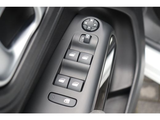 Citroën C5 Aircross Citroën 1.6 PLUG-IN HYBRID 225PK SHINE AUTOMAAT / NAVI / LEDER / CLIMA / FULL-LED / PDC / 19" LMV... ActivLease financial lease