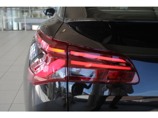 Citroën C5 X 1.2 Turbo 130-PK Business | TREKHAAK | DRAADLOZE CARPLAY | NAVIGATIE | STOELVERWARMING | PDC V+A | ActivLease financial lease