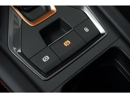 CUPRA Formentor 1.5 e-Hybrid 272PK VZ APP. CONNECT | ELECT. TREKHAAK | ADAPT. CRUISE | LED ActivLease financial lease