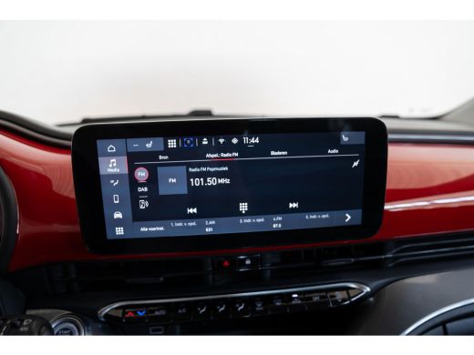 Fiat 500 Urban 42 kWh | Camera | Stoel en Stuurverwarming | Apple Carplay & Android Auto | Parkeersensoren... ActivLease financial lease