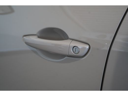 Fiat 600 1.2 Hybrid Urban | Camera | Apple Carplay & Android Auto | Parkeersensoren | Climate Controle | S... ActivLease financial lease