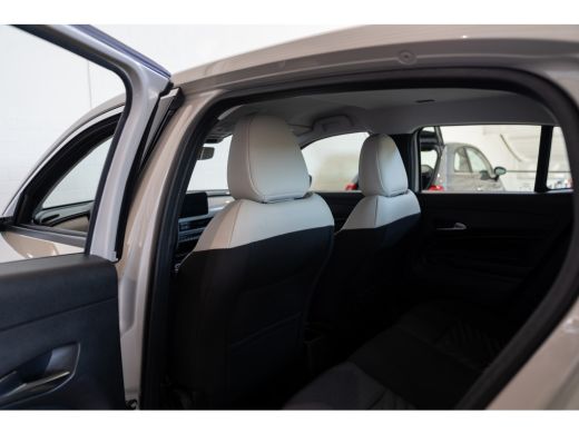 Fiat 600 1.2 Hybrid Urban | Camera | Apple Carplay & Android Auto | Parkeersensoren | Climate Controle | S... ActivLease financial lease