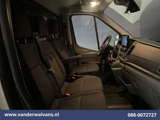 Ford Transit 2.0 TDCI 130pk Bakwagen Laadklep Euro6 Airco | 951kg laadvermogen | Camera | Navigatie | Cruiseco... ActivLease financial lease