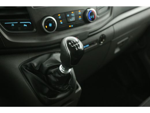 Ford Transit Custom 280 2.0 TDCI L1H1 | Airco | Cruise | 3-Zits | Kasten | Parkeersens. | Trekhaak ActivLease financial lease