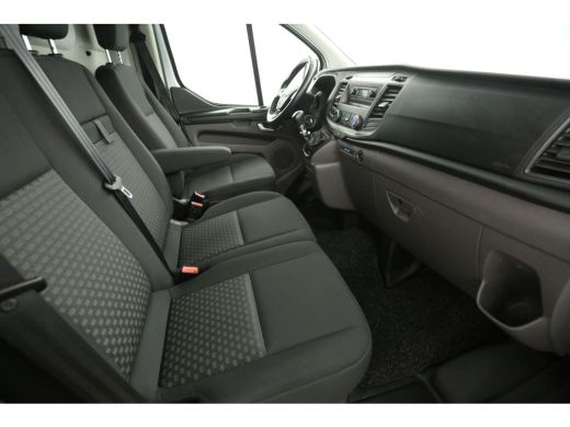 Ford Transit Custom 280 2.0 TDCI L1H1 | Airco | Cruise | 3-Zits | Kasten | Parkeersens. | Trekhaak ActivLease financial lease