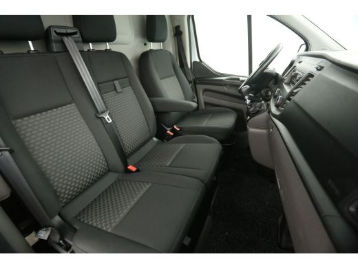 Ford Transit Custom 280 2.0 TDCI L1H1 | Airco | Cruise | 3-Zits | Kasten | Parkeersens. | Trekhaak ActivLease financial lease