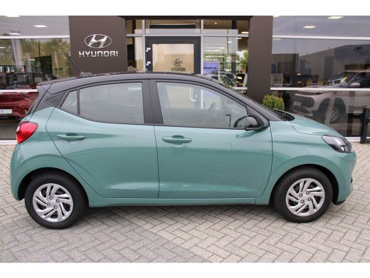 Hyundai i10 1.0 Comfort Smart TT | Achteruitrijcamera | Parkeersensoren | Adaptive Cruise Control | Lane Assi... ActivLease financial lease
