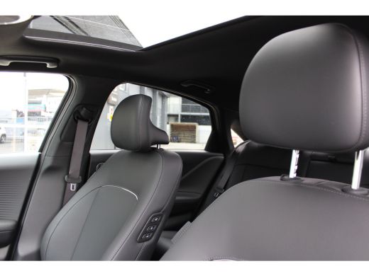 Hyundai IONIQ 6 Lounge Sky AWD 77.4 kWh | Schuifkantel dak | 20 INCH | Lederen bekleding | 360 Camera | ActivLease financial lease