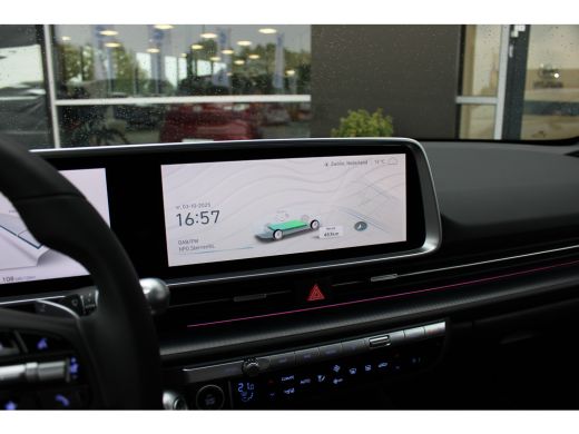 Hyundai IONIQ 6 Lounge Sky AWD 77.4 kWh | Schuifkantel dak | 20 INCH | Lederen bekleding | 360 Camera | ActivLease financial lease