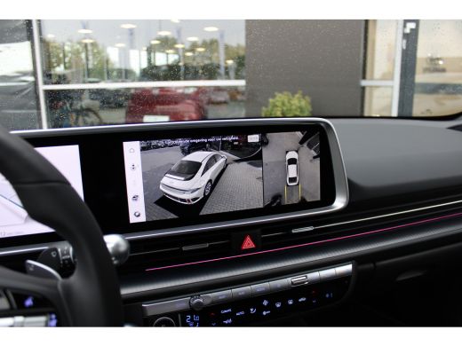 Hyundai IONIQ 6 Lounge Sky AWD 77.4 kWh | Schuifkantel dak | 20 INCH | Lederen bekleding | 360 Camera | ActivLease financial lease