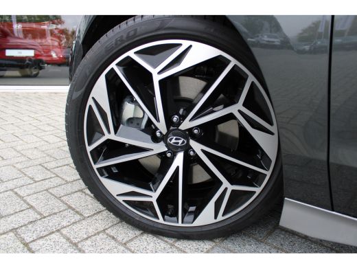 Hyundai IONIQ 6 Lounge Sky AWD 77.4 kWh | Schuifkantel dak | 20 INCH | Lederen bekleding | 360 Camera | ActivLease financial lease