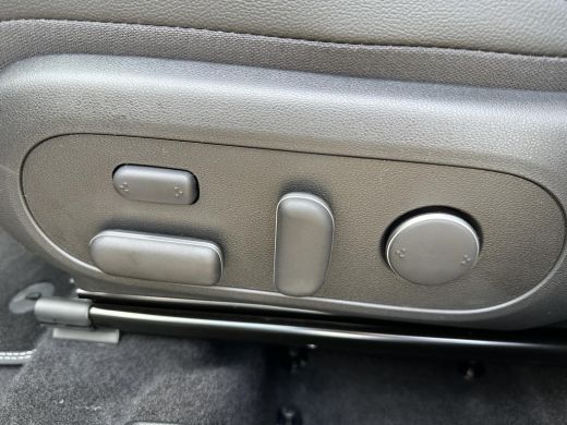 Hyundai Kona 1.6 GDI HEV Premium | 4.000,- korting | Uit voorraad leverbaar | ActivLease financial lease