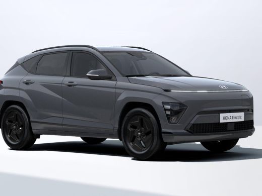 Hyundai Kona Pure Edition 48.4 kWh | 2.500,- korting | Gratis laadstation t.w.v. 589,- | Uit voorraad leverbaar | ActivLease financial lease