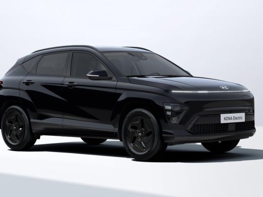 Hyundai Kona Pure Edition 64.8 kWh | 2.500,- korting | Gratis laadstation t.w.v. 589,- | Uit voorraad leverbaar | ActivLease financial lease