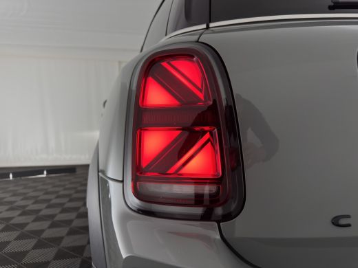 Mini Countryman 1.5 Cooper Boardwalk Edition (INCL-BTW) Aut. *PANO | HEAD-UP | ADAPTIVE-CRUISE | LUXURY-LEATHER |... ActivLease financial lease