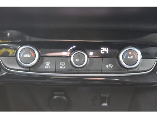 Opel Corsa 1.2 100pk 5drs Elegance / ECC / Carplay / Park Pilot / LED /LMV 16" ActivLease financial lease