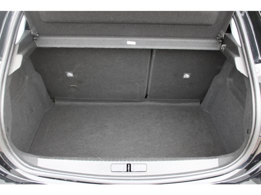 Opel Corsa 1.2 100pk 5drs Elegance / ECC / Carplay / Park Pilot / LED /LMV 16" ActivLease financial lease